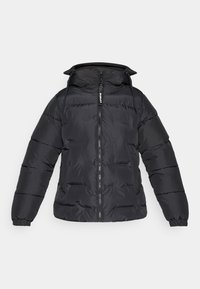 Επιλέχθηκε, basic black