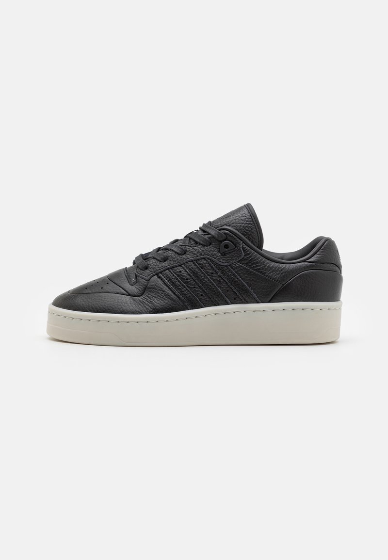 adidas Originals Tenisky - black