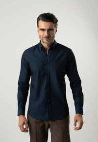 Black Label URBAN - Overhemd - dunkle blau
