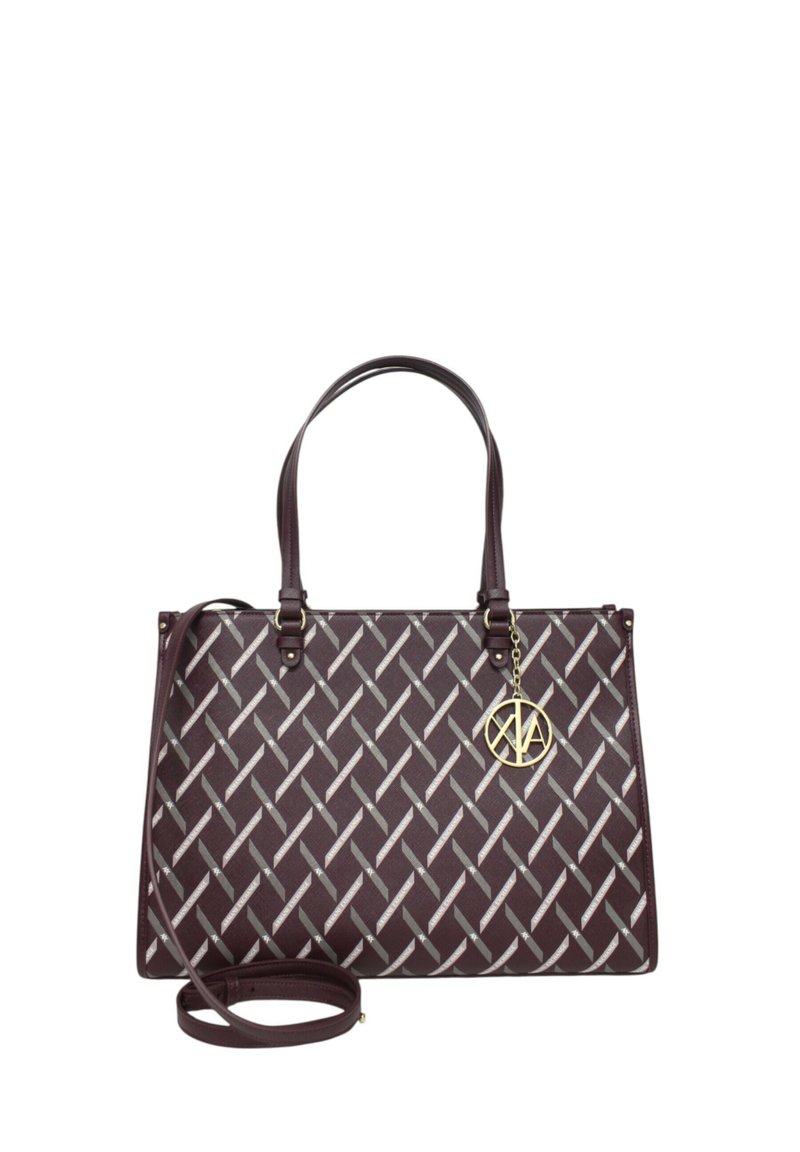 Borsa a tracolla viola con un motivo intrecciato in argento. Presenta doppi manici e una tracolla regolabile. Include un charm con logo dorato.