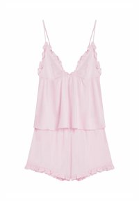 Różowy zestaw do spania z marszczoną koszulą na cienkich ramiączkach i pasującymi szortami, obie wykonane z miękkiego materiału z marszczonymi wykończeniami.