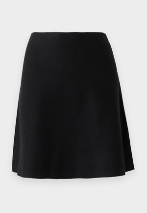 Saia preta de malha com um design em forma de sino, apresentando uma textura suave e uma cintura elástica, que se estende até ao joelho, sem fechos visíveis.