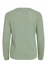 Pull en maille vert clair avec un motif texturé, manches longues, encolure ronde, et ourlet et poignets côtelés. Aucune fermeture ou ornement visible.