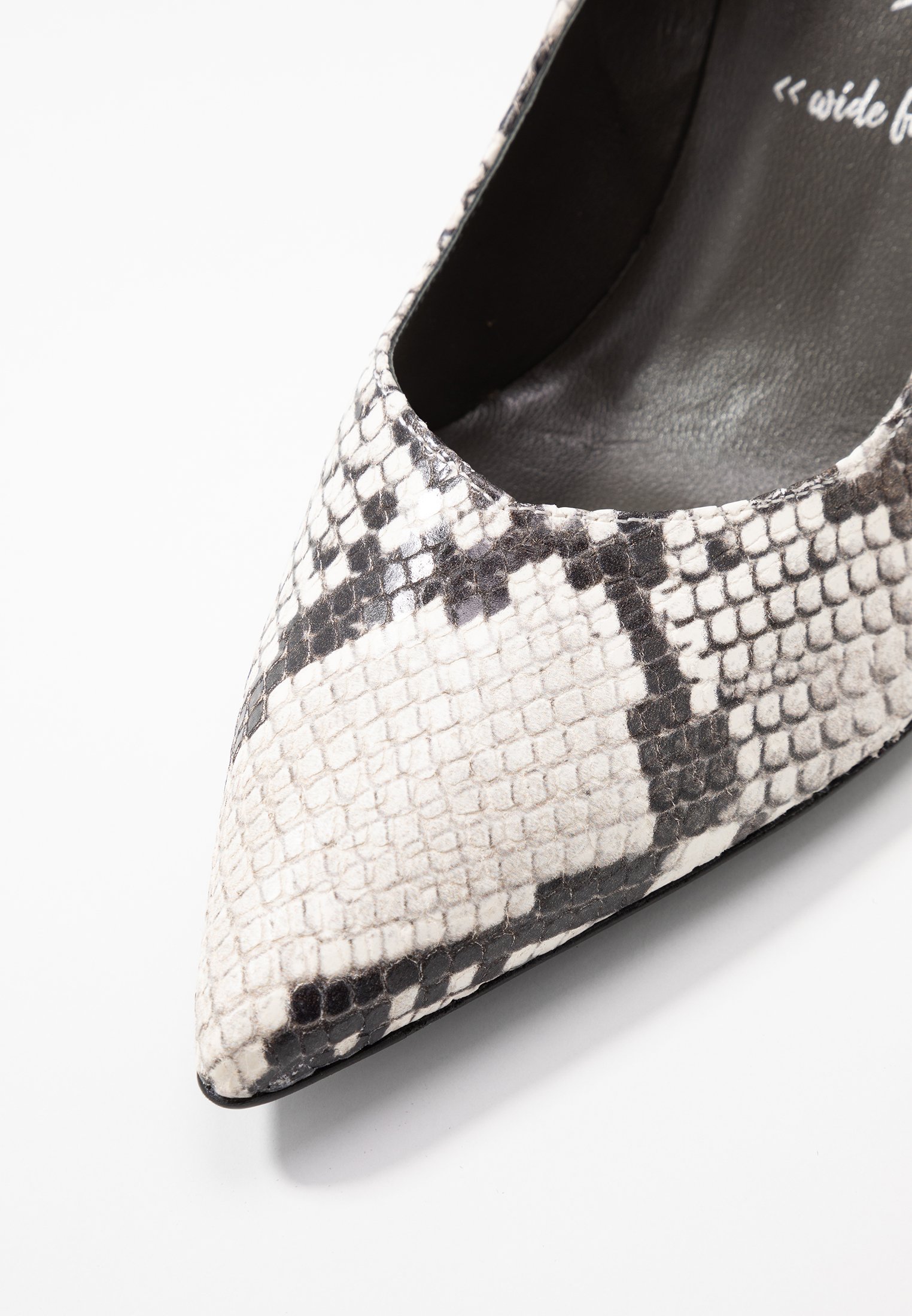 Peter Kaiser Wide Fit WIDE FIT TELSE - Klassiske pumps - biscotti/inguana Peter Kaiser Wide Fit WIDE FIT TELSE - Klassiske pumps - biscotti/inguana