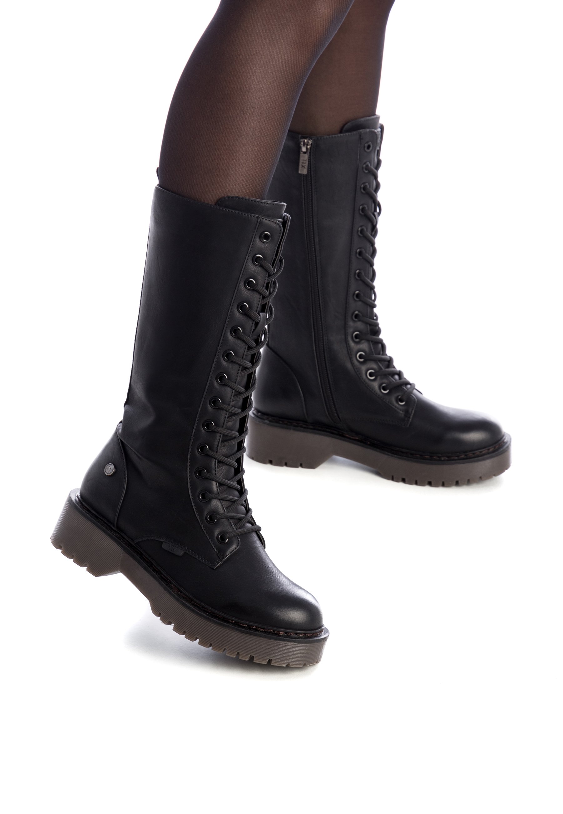 XTI Botas con cordones - black/negro - Zalando.es