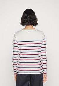 Barbour Top s dlouhým rukávem - white