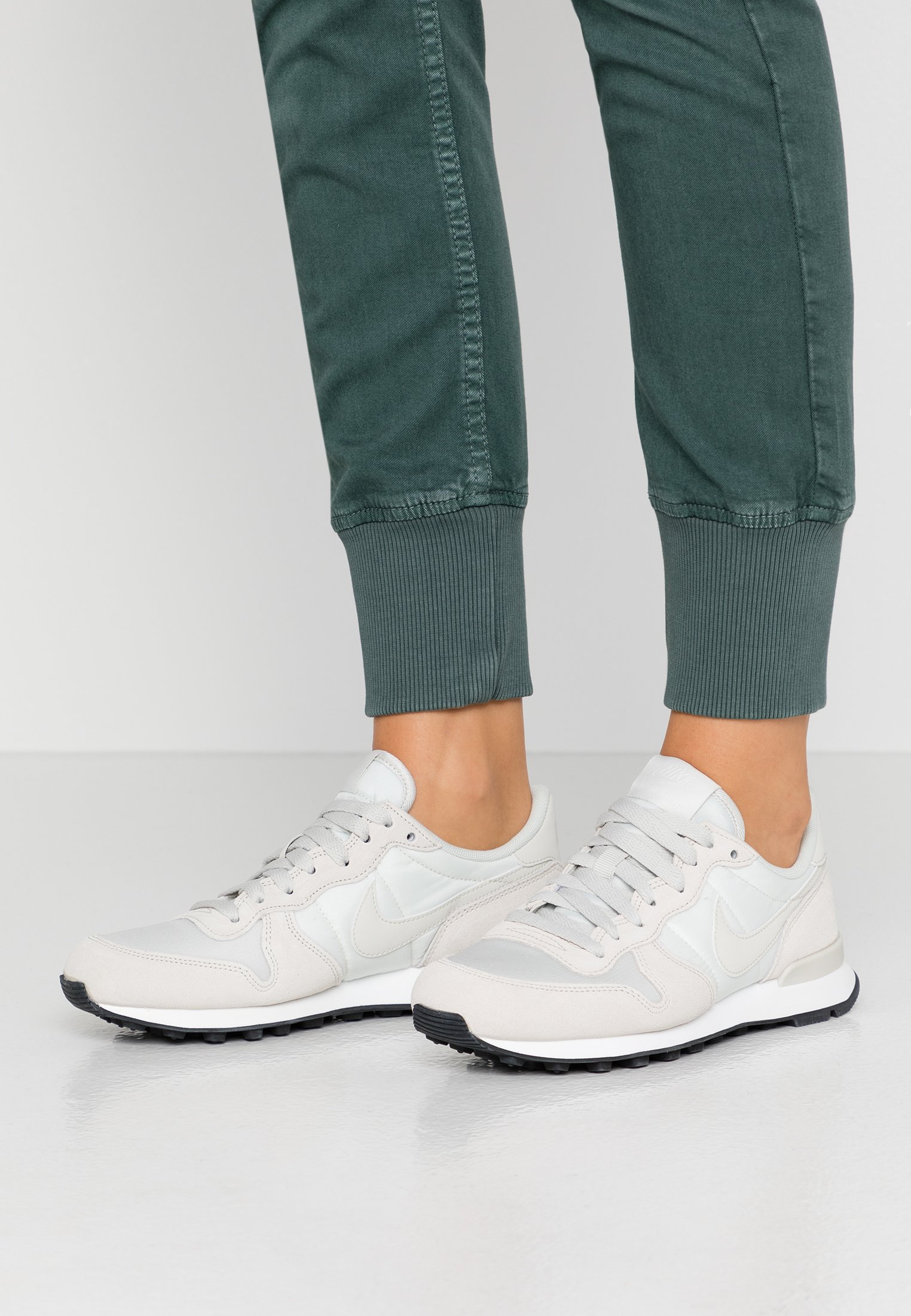 Nike Sportswear INTERNATIONALIST Baskets basses phantom Nike Sportswear INTERNATIONALIST Baskets basses light bone