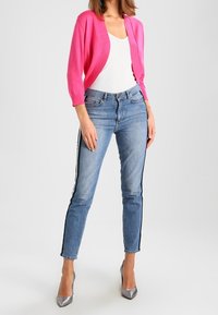More & More Gilet - pink