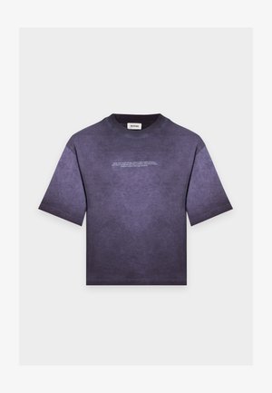 YOURTURN by Zalando, UNISEX - T-shirt con stampa - dark purple