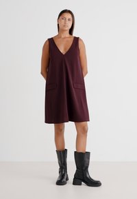 YAS YASMALEA DRESS - Jersey dress - winetasting