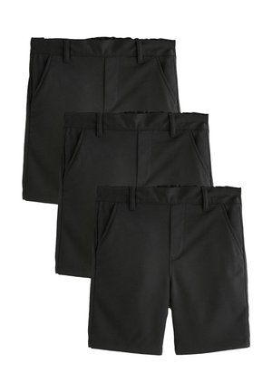 Trois paires de shorts noirs mi-genoux avec passants pour ceinture et poches latérales avant, superposées et affichées sur fond blanc.