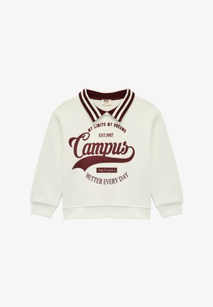 Sudadera blanca con detalles burdeos, con cuello de camisa, texto gráfico "Campus" y otros detalles, y puños acanalados.
