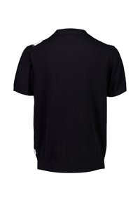 Svart kortärmad pikétröja med en solid struktur, med klassisk krage och ribbad fåll. Inklusive dekorativa detaljer på axeln.