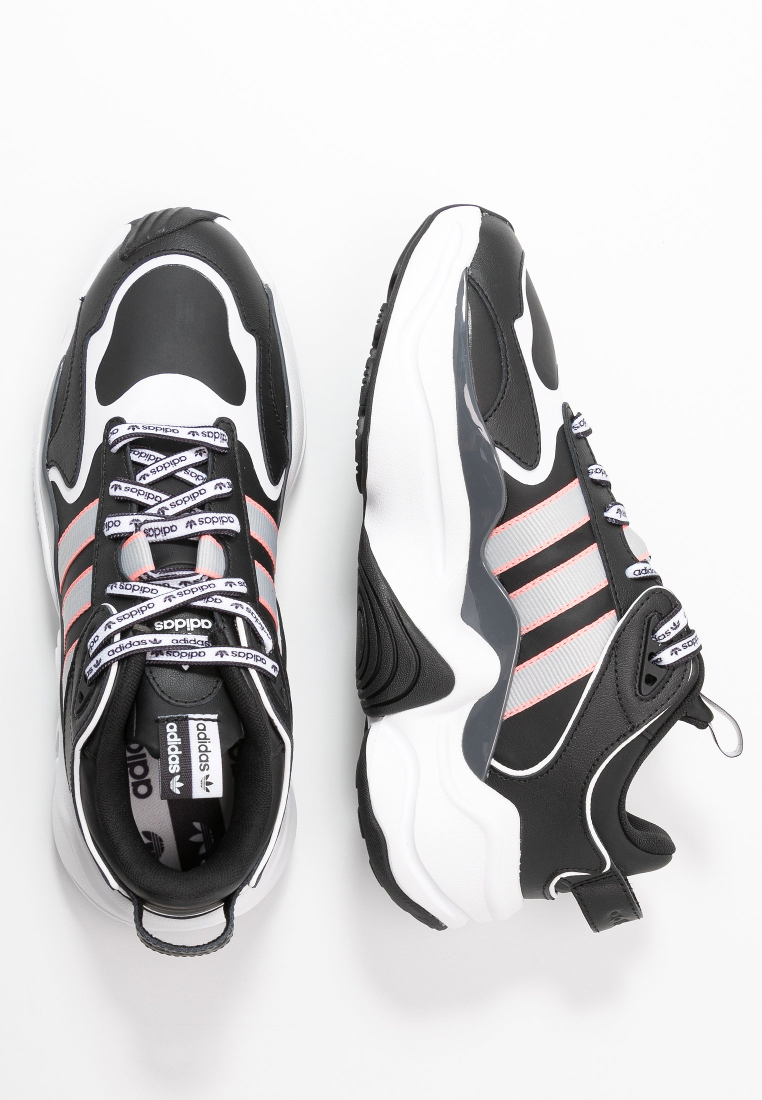 adidas Originals MAGMUR RUNNER Joggesko core blackgrey adidas Originals MAGMUR RUNNER Joggesko core blackgrey