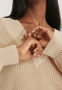 NA-KD Maglione - beige