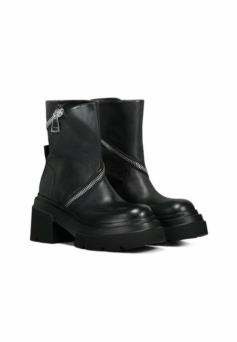 Elena Iachi Stivaletti con tacco nero