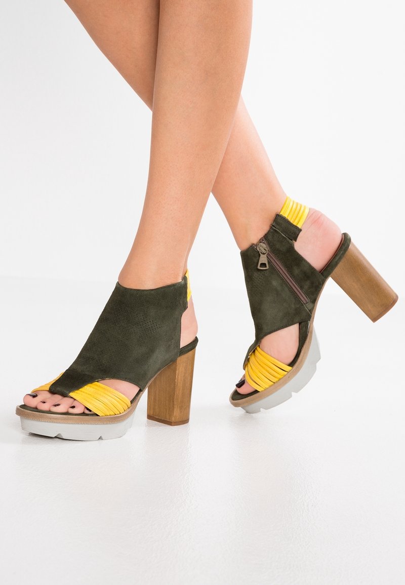 MJUS Sandales à talons hauts - khaki