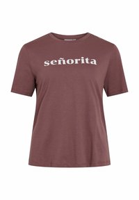 Bordowa, krótka koszulka z miękkiego materiału; na piersi nadrukowane białe, pogrubione litery z napisem "señorita".