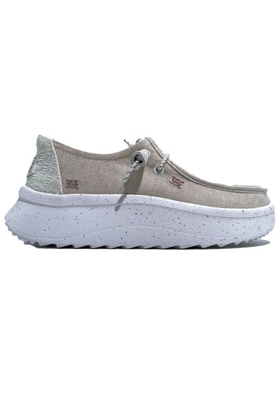 Hey Dude Damesschoenen Veterschoenen beige | Aad van den Berg modeschoenen