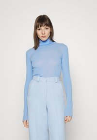 ARKET Camisola - light blue