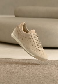 Non sélectionné, oak