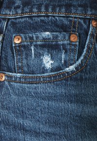 Levi's® 501® ORIGINAL SHORT - Calções de ganga - salsa destiny