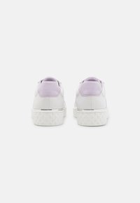 Marco Tozzi Sneaker low - white comb