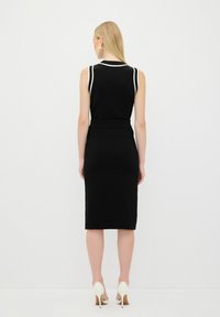 adL Top - black