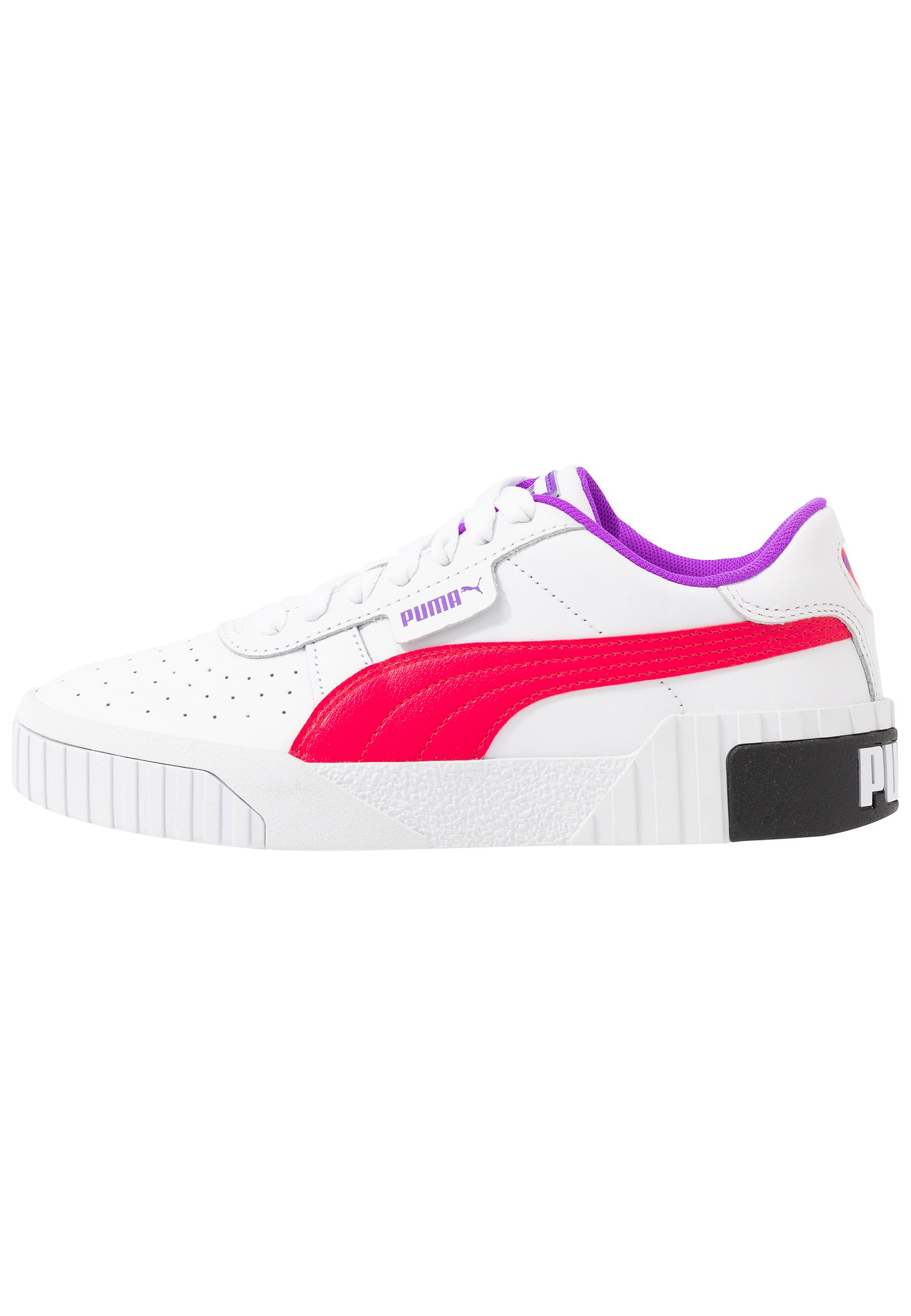 puma rose et blanc