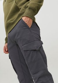 Jack & Jones Reisitaskuhousut - dark grey