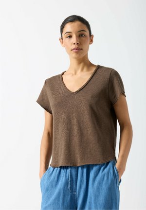 Základné tričko - chataignier vintage