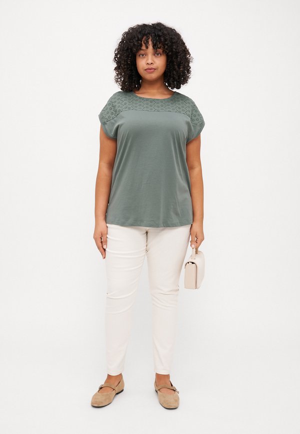 VMCKAYA O NECK - Print T-shirt - laurel wreath3