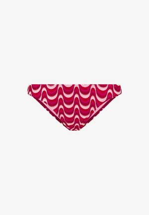 Mutandina da bikini da donna con motivo a strisce ondulate rosa e rosse su sfondo bianco, vista dall'alto.