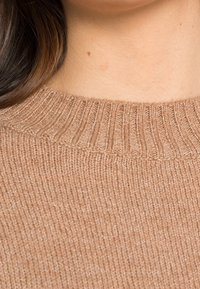 Even&Odd Sweter