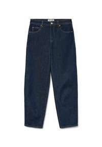 Tmavě modré denimové džíny, volný střih, střední pás, pět kapes, charakteristické prošívání a zapínání na knoflík v pase.