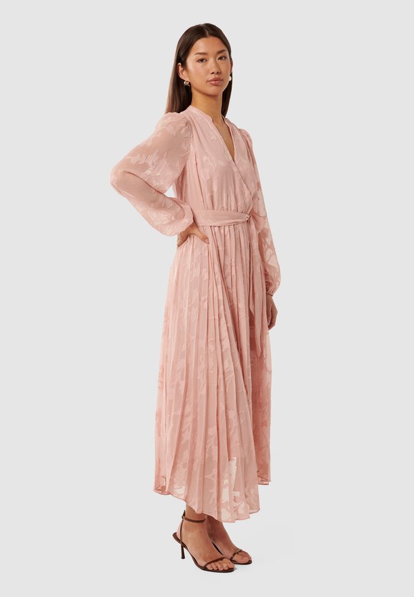 GABRIELLA TEXTURED MIDI DRESS - Cocktail dress / Party dress - blush2