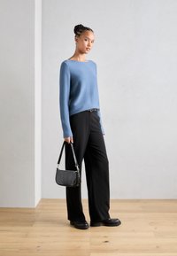 Marc O'Polo LONGSLEEVE BOAT NECK - Strickpullover - hazy blue