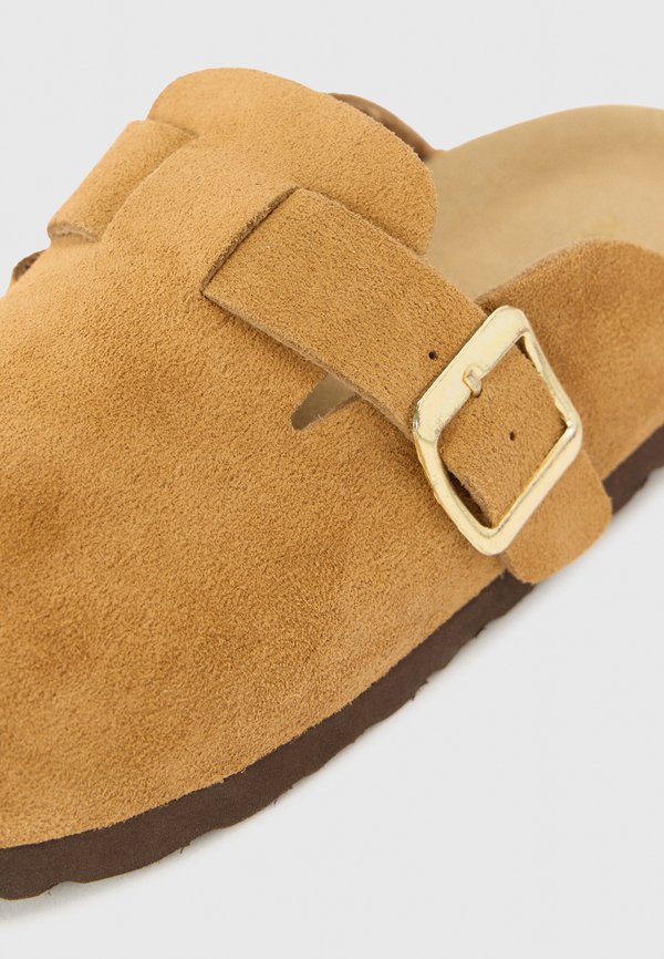 LEATHER - Slippers - cognac3
