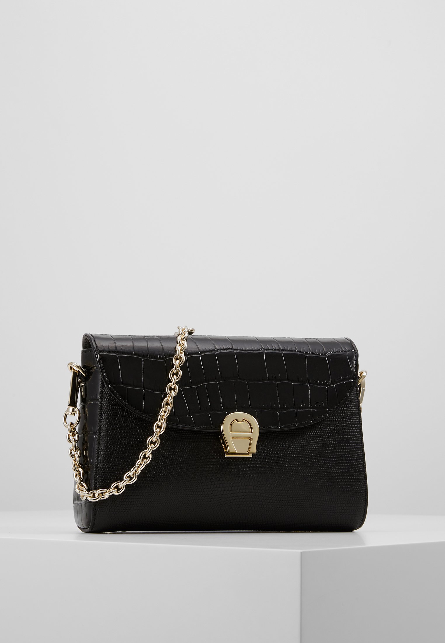 Aigner GENO VEVE CROC LIZ Skulderveske black Zalando.no Aigner GENO VEVE CROC LIZ Skulderveske black Zalando.no