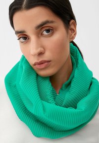 s.Oliver MIT PLISSEEFALTEN - Szalik komin