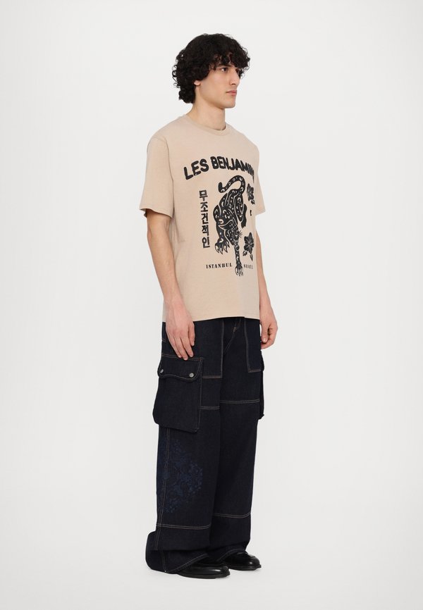 TEE  - Print T-shirt - neutral nude3