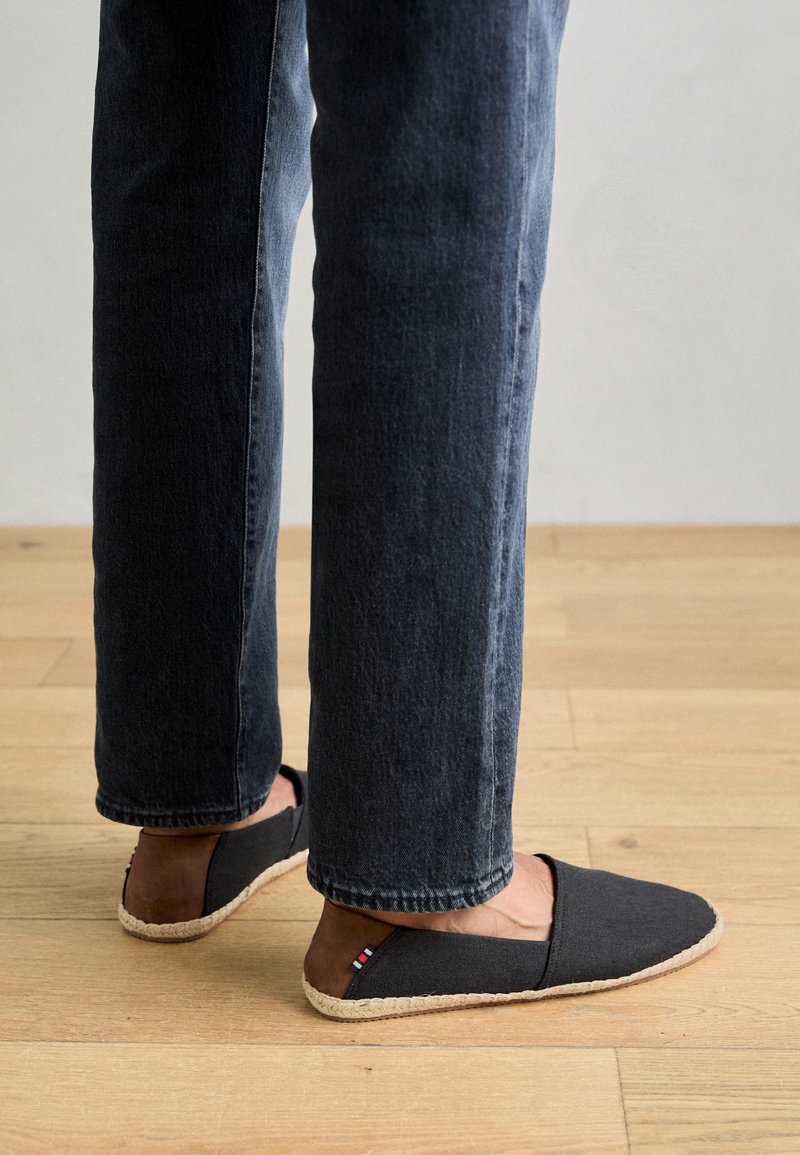 Pier One Espadrilles noir