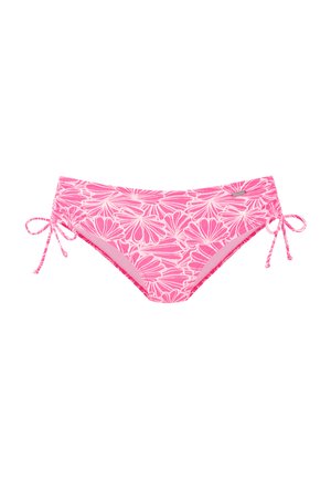 Ružové bikiny spodky s bielymi kvetinovými vzormi a nastaviteľnými bočnými zaväzovacími úchytmi na každom boku, izolované na bielom pozadí.