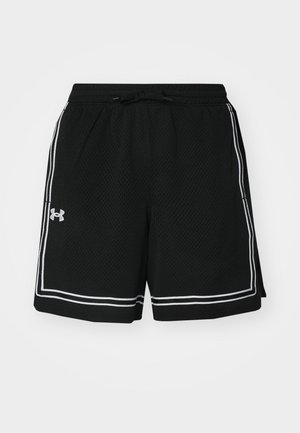 Schwarze Mesh-Shorts mit einem Kordelzugbund, weißen Akzenten, seitlichen Streifen und einem Logo am linken Bein.
