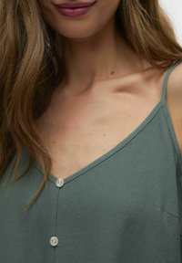 Vero Moda VMMYMILO - Top - laurel wreath
