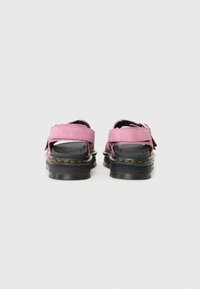 Dr. Martens ZEBZAG - Sandales à plateforme - purple