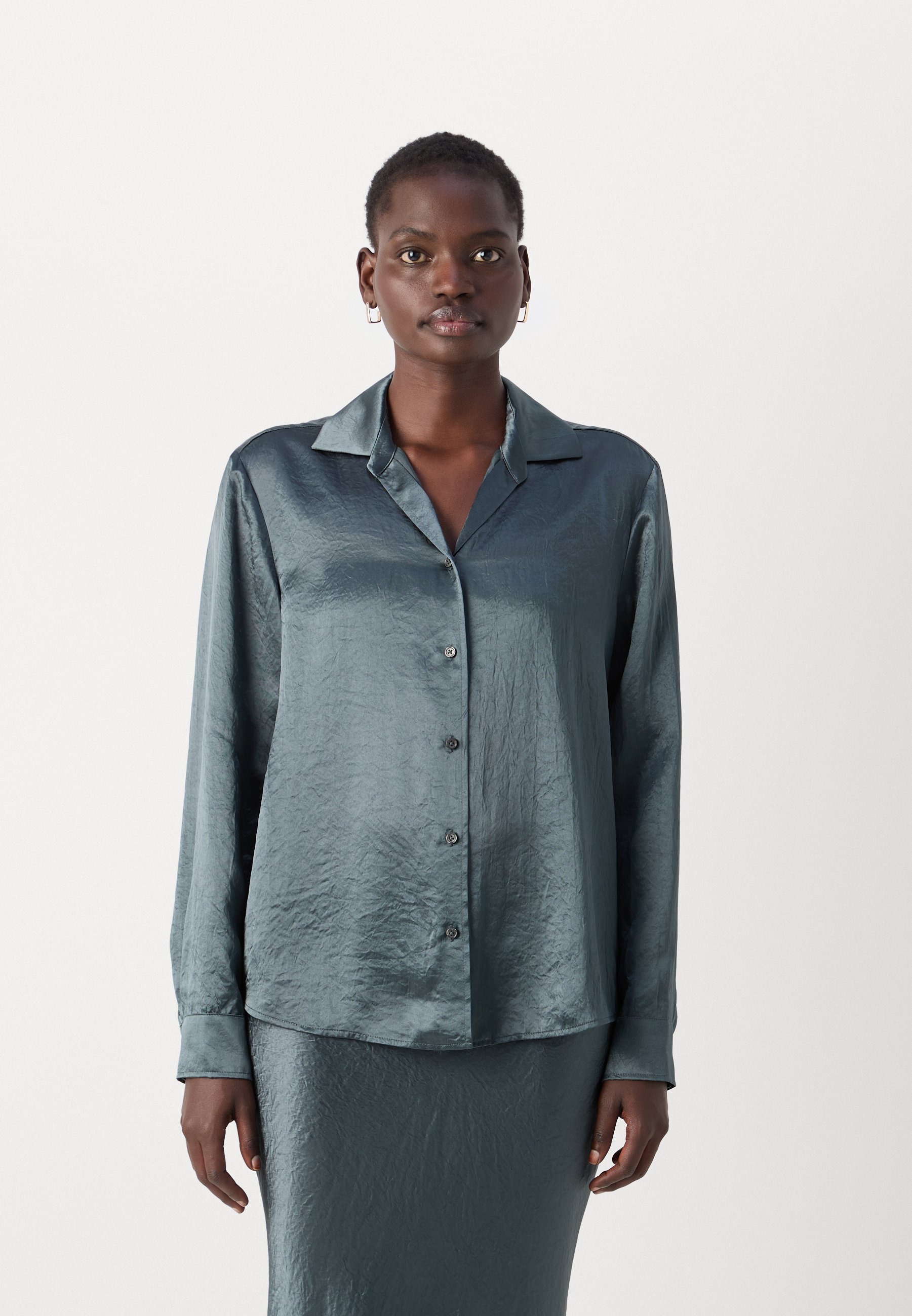 売れ筋商品|||マルコポーロ シャツ レディース トップス BLOUSE BOXY SHAPE COLLAR LONGSLEEVE SOLID - Button-down blouse - deep emerald c32f4923db91464aaf254ad1a2b527