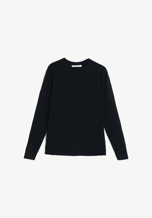 Schwarzer langärmeliger Pullover mit Rundhalsausschnitt, schlichtes Design, leichter Strickstoff, flach auf einem weißen Hintergrund ausgelegt.
