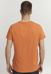 Blend BHTee - T-shirts med print - apricot orange