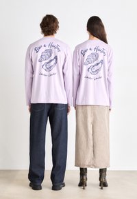 Libertine-Libertine AFFIRM BAR HUITRE UNISEX - Topper langermet - lavender